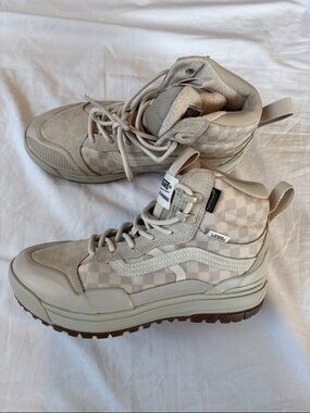 Vans Women's Beige/Tan High-Top Ankle Boots
